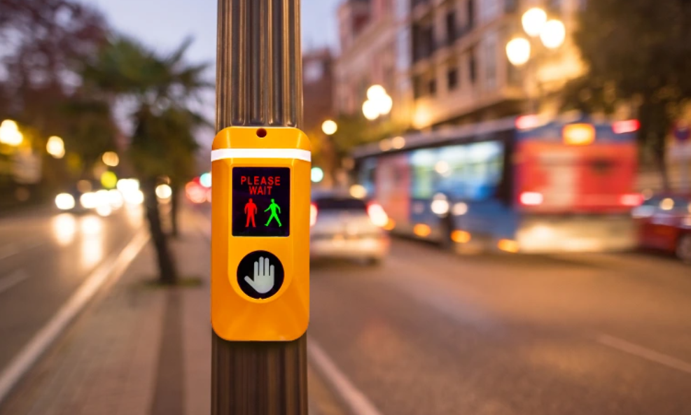 The Evolution of Pedestrian Crossing Systems: From Traditional Signals to Smart Mobility Solutions